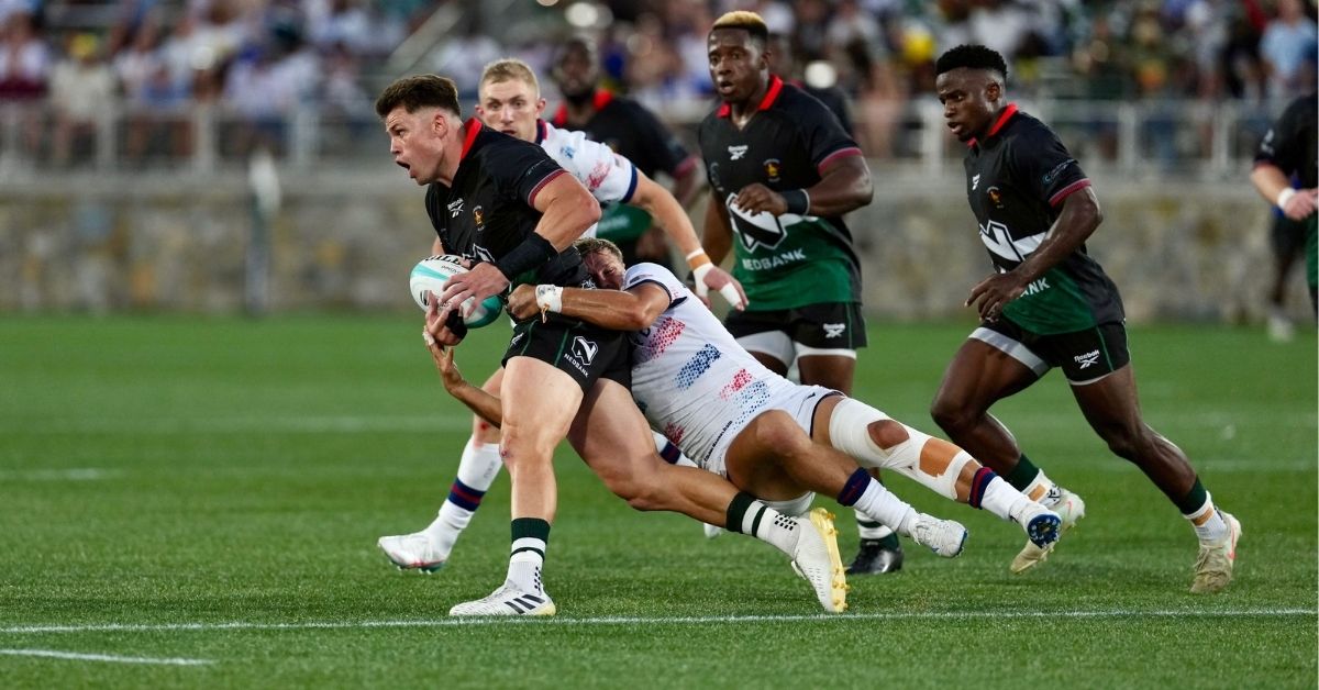 Deux techniques de plaquage sont désormais dans le viseur de World Rugby. L'une est déjà sanctionnable depuis le 5 octobre, l'autre rejoint explicitement la loi dimanche. Crédit image : World Rugby