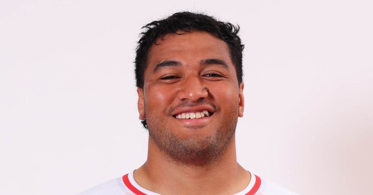 À 28 ans et 127 kg, Opeti Helu possède un profil imposant. Mais derrière ce gabarit se cache un parcours atypique entre les Tonga, l'Australie et le Japon. Crédit : rugby-japan.jp
