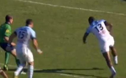 VIDEO. L'Aviron Bayonnais et Joe Rokocoko démarrent très fort