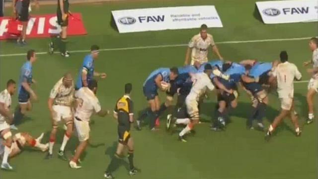 VIDEO. Les Bulls experts dans l'utilisation du ballon porté « illégal » ? 