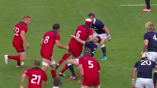 VIDÉO. Canada - Écosse : Jebb Sinclair prend un carton rouge pour une charge avec le coude