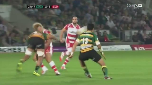 Premiership - Samu Manoa découpe Billy Twelvetrees.