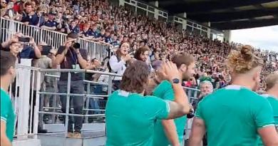VIDEO. Coupe du monde. 12 000 personnes à Tours pour accueillir l'Irlande, un champignon gâche un peu la fête