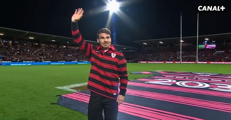 266 jours après ''on a retrouvé le vrai Antoine'' : Dupont, l'homme qui tombe à pic pour Toulouse (et les Bleus)