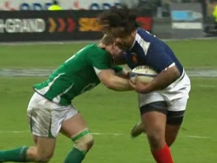 6 Nations 2010 : Bastareaud écrase du trèfle irlandais