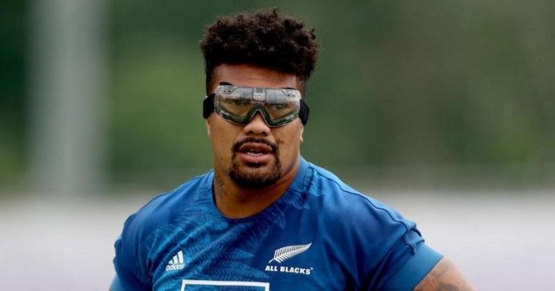 All Blacks : Ardie Savea portera des lunettes face au Canada !