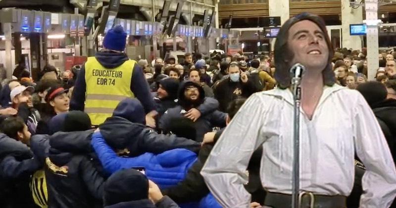 VIDÉO. Les joueurs d'Annecy enflamment la gare de Lyon en chantant ''Le chasseur'' de Michel Delpech