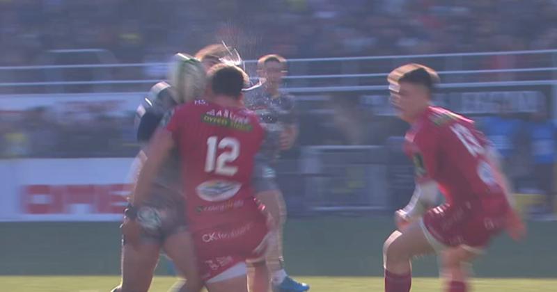 VIDÉO. Julien Hériteau (Clermont) ''groggy'' après un plaquage dangereux d’un joueur des Scarlets