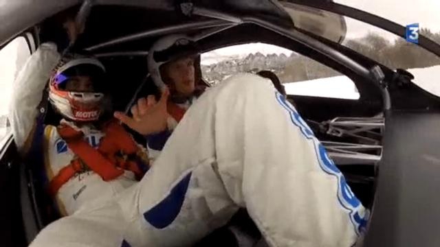 VIDEO. Aurélien Rougerie joue les pilotes de course sur glace au Trophée Andros