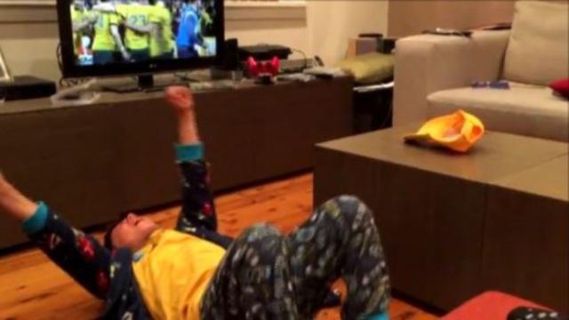 VIDEO. L'incroyable émotion d'un jeune supporter des Wallabies qui vibre lors de la fin de match de folie