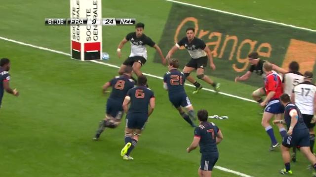 RESUME VIDÉO. XV de France - La passe chistera à l'aveugle de Baptiste Serin pour l'essai de Louis Picamoles