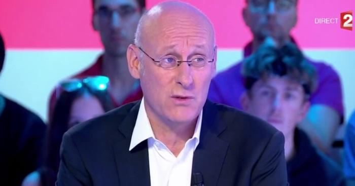 VIDEO. Bernard Laporte lance un ultimatum au staff du XV de France