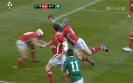 La passe magique de Brian O'Driscoll pour Zebo