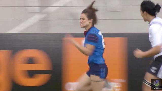 VIDÉO. Clermont 7s. Les Bleues s'inclinent contre la Nouvelle-Zélande malgré le superbe essai de Camille Grassineau