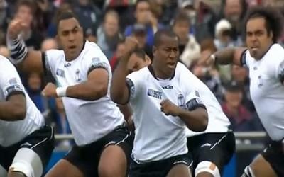 Confrontation de haka entre les Samoa et les Fidji !