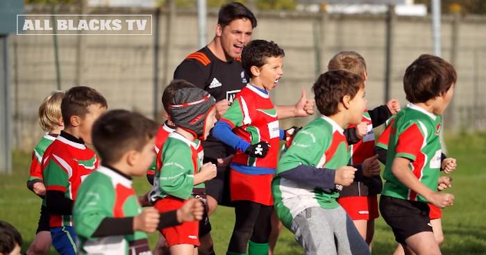 VIDEO. Des enfants bordelais ont passé des moments magiques avec les Maori All Blacks