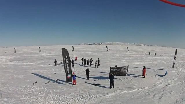 VIDEO. INSOLITE. Des internationaux anglais établissent un record du monde dans l'Arctique pour la bonne cause