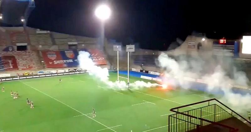 VIDEO. Pro D2. Des supporters de Béziers pénètrent dans le stade et font craquer des fumigènes