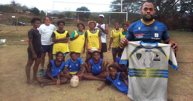 Deux jeunes étudiants se lancent dans un projet sportif et solidaire pour Nadroga