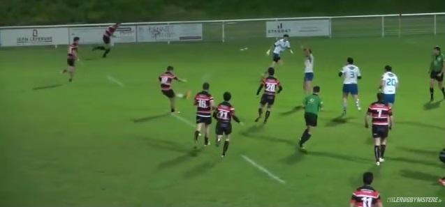 VIDEO. AMATEUR. Il offre la victoire à son équipe grâce à un drop de 40m à la dernière minute