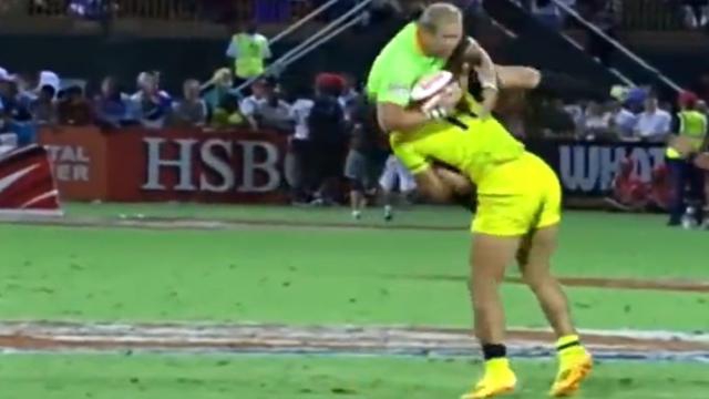 VIDEO. Dubaï Sevens - Pama Fou monte son adversaire pour un plaquage cathédrale spectaculaire