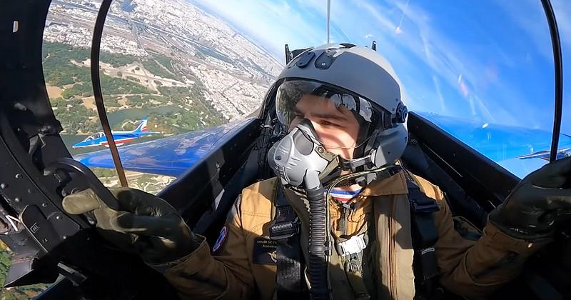VIDEO. Le vol impressionnant à plus de 300 km/h d'Antoine Dupont avec la patrouille de France