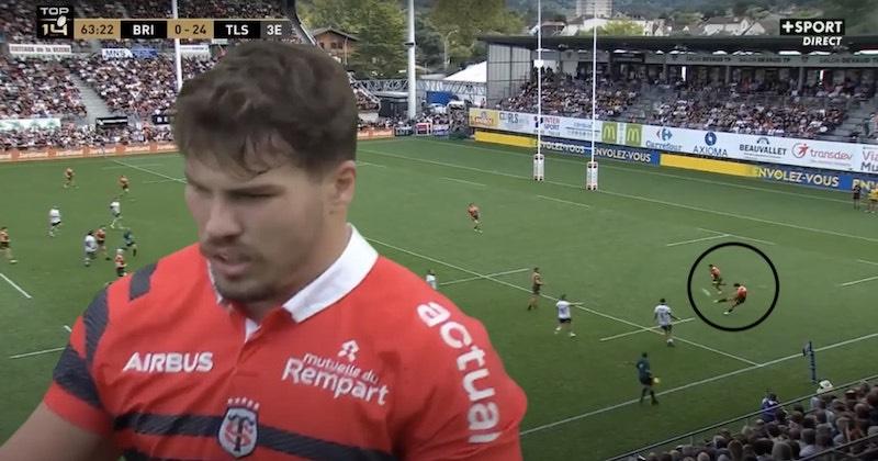 VIDÉO. Top 14. Antoine Dupont a scotché tout le monde avec ce 50-22 venu d'ailleurs