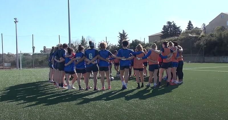 RUGBY. 6 Nations. Equipe de France féminine. Drouin en 10, Jacquet à l'arrière pour recevoir l'Italie