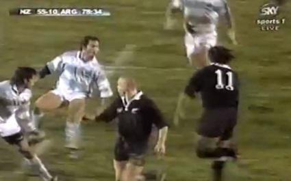 FLASHBACK. 1997. Les All Blacks inscrivent l'un des plus beaux essais de leur histoire