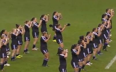 Les filles de Nouvelle-Zélande font aussi le Haka à Twickenham 