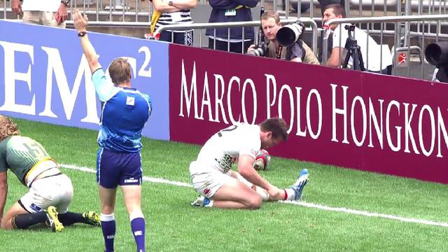 VIDEO. Hong Kong Sevens - Jack Clifford sprint pour l'essai quitte à y laisser sa jambe