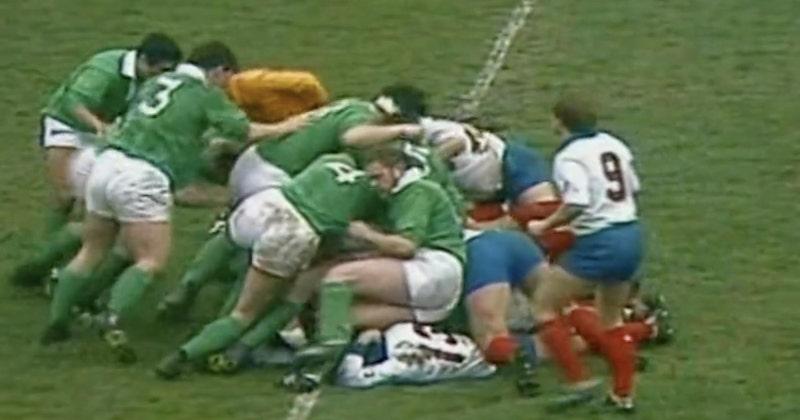 VIDÉO. En 1985, la France et l'Irlande nous offraient un ruck invraisemblable à 18 joueurs où tout était permis