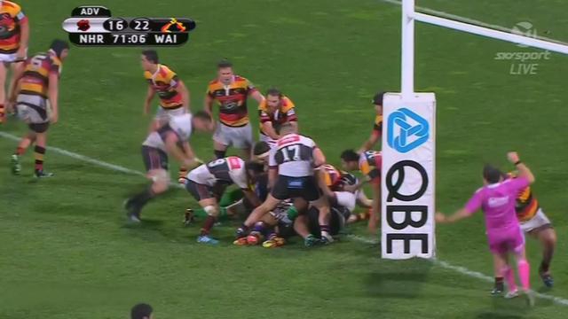 VIDEO. ITM Cup. Ben Tameifuna met un gros tampon à Matt McGahan...et à l'arbitre