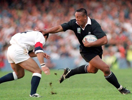 Jonah Lomu écrase Tony Underwood à la RWC 1995