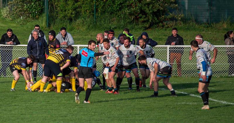 Entre arbitrage et études, Julien Caulier a remporté le concours de jeune arbitre