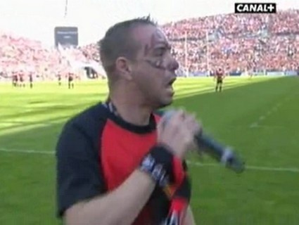 L'ambiance exceptionnelle de Toulon vs USAP au Vélodrome