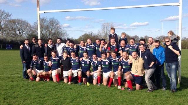 VIDEO. Entre ballon ovale et bringue, découvrez le London French RFC et son Rugby Champagne