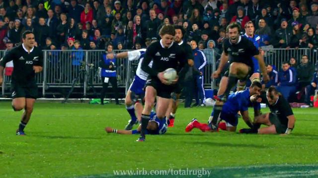 VIDEO. L'essai de Beauden Barrett face au XV de France élu essai de l'année par l'IRPA