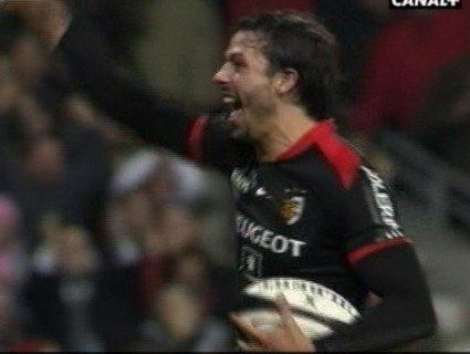 L'essai de filou de Clément Poitrenaud contre l'USAP