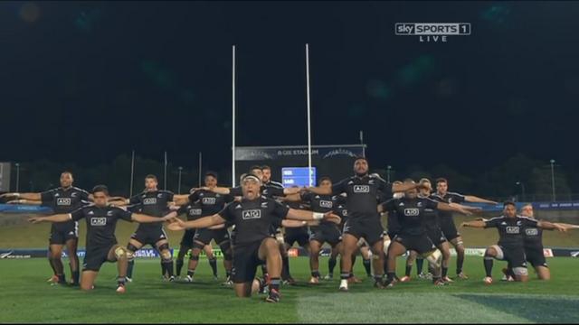 VIDEO. Coupe du Monde - 20 ans. L'impressionnant duel de haka entre les Baby Blacks et les jeunes samoans