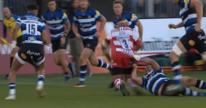 VIDÉO. Premiership : la chistéra à l'aveuglette du pilier John Afoa pour l'essai de Gloucester