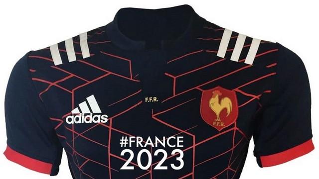 La FFR présente le maillot du XV de France sponsorisé par Altrad