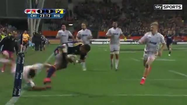 VIDEO. Super Rugby. La superbe entente entre Aaron Smith et Waisake Naholo envoie les Highlanders en demi-finale 