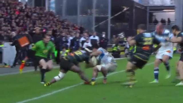 VIDEO. Top 14 - La Rochelle. Levani Botia stoppe Alex Tulou avec un gros bouchon