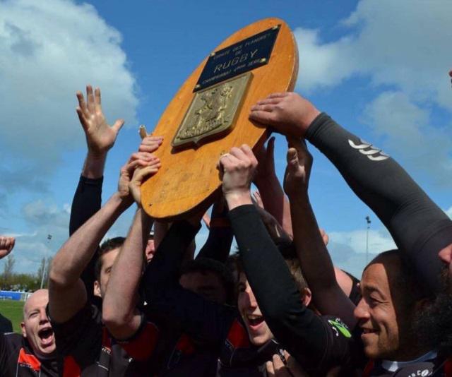 RUGBY AMATEUR. Les clubs champions de comité présentent leur bouclier avec fierté (2e partie)