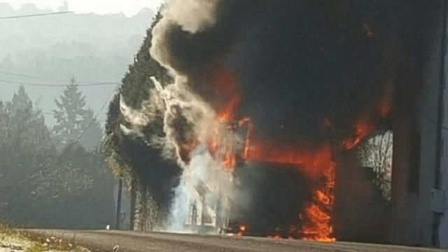 Le bus de l'US Cognac prend feu, 39 enfants évacués sains et saufs