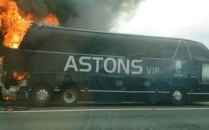 Worcester Warriors : le bus de l'équipe en feu après un accident