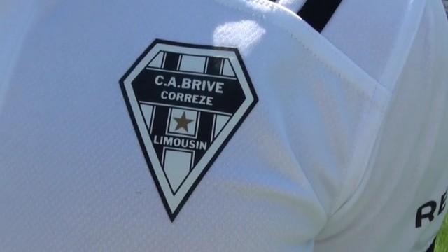 VIDÉO. Top 14 - le CA Brive présente ses nouveaux maillots pour 2016-2017