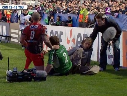 Le Caméraman se pète la guibole lors de Toulon vs Connacht