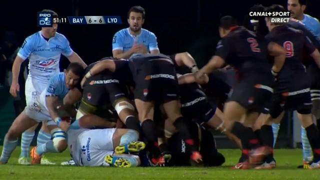 VIDEO. Pro D2. David Attoub évite le carton malgré une grosse droite sur Dwayne Haare